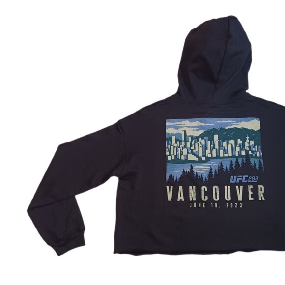 UFC Vancouver June 2023 Womens XL Cropped Hoodie Black Long Sleeve Drawstring - Picture 4 of 7